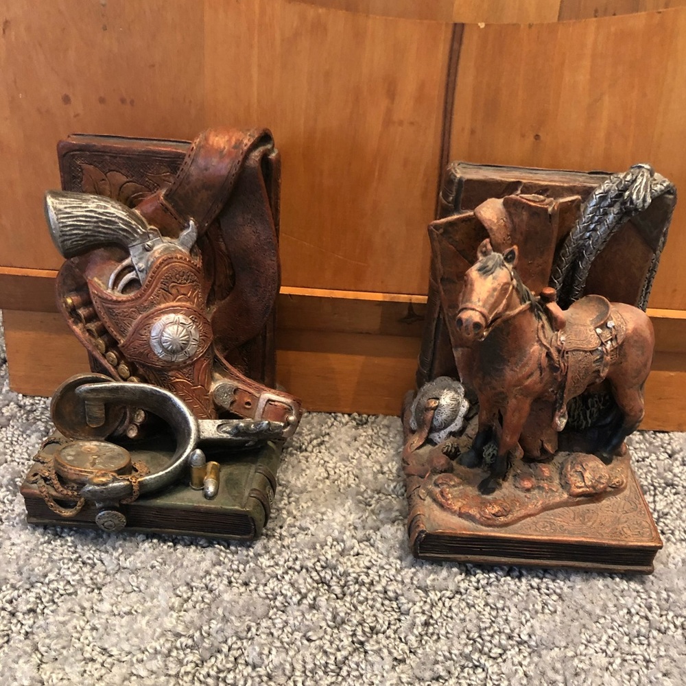 Western Heritage Bookends